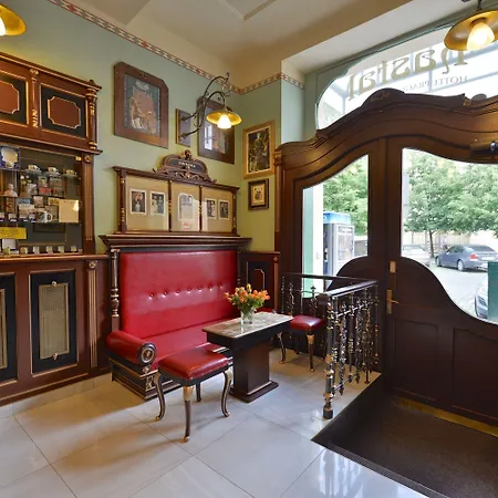 Hastal Old Town 4* פראג
