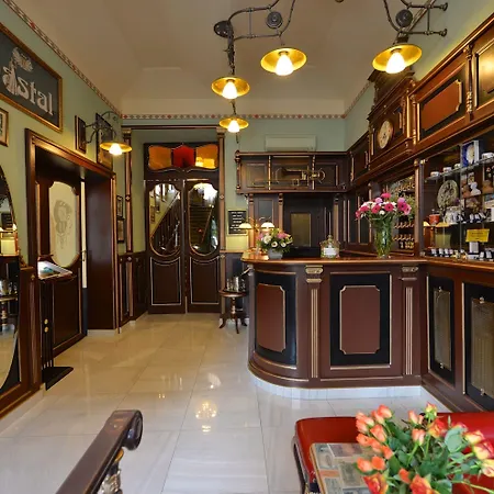 Hotel Hastal Old Town 4*