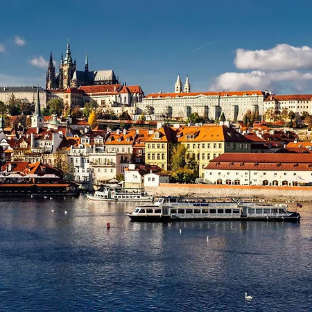 Hastal Old Town Hotel