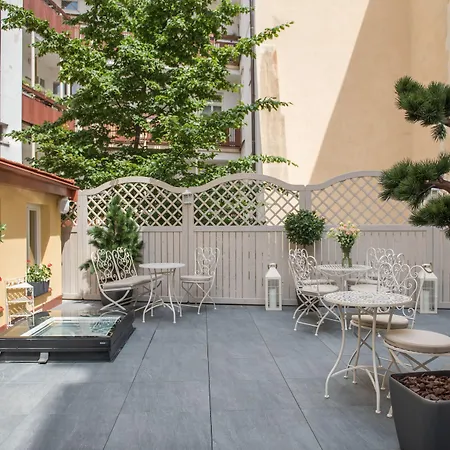 Hastal Old Town Hotel