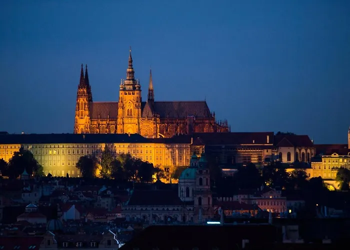 Hotel Hastal Old Town 4*