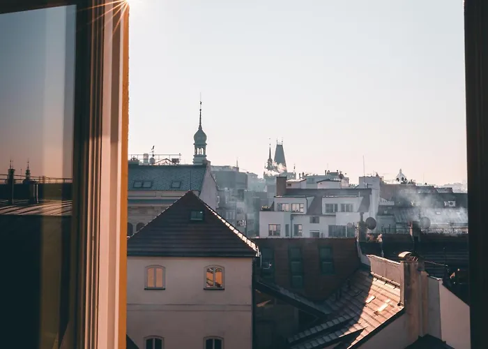 Hotel Hastal Old Town 4*
