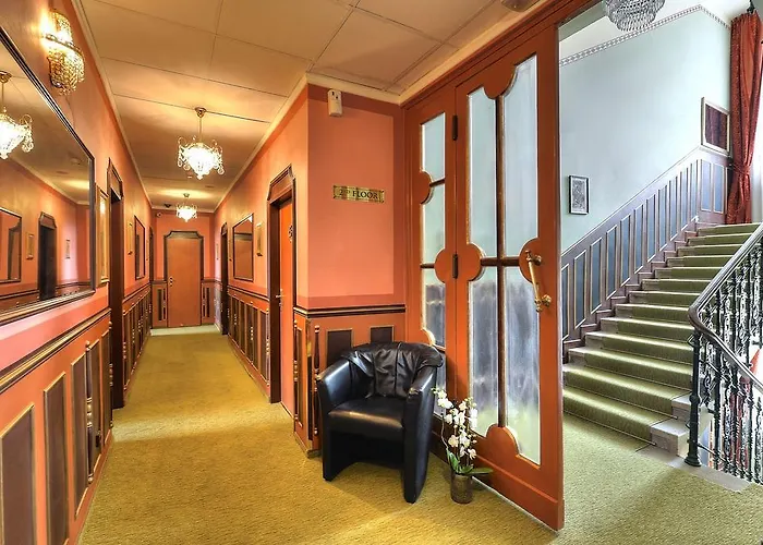 Hotel Hastal Old Town