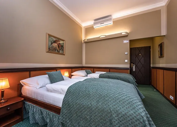 Hotel Hastal Old Town