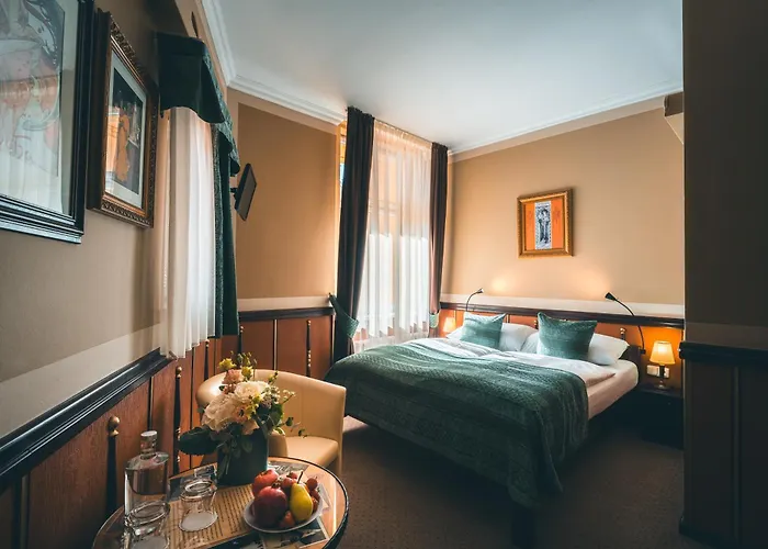 Hastal Old Town Hotel 4*