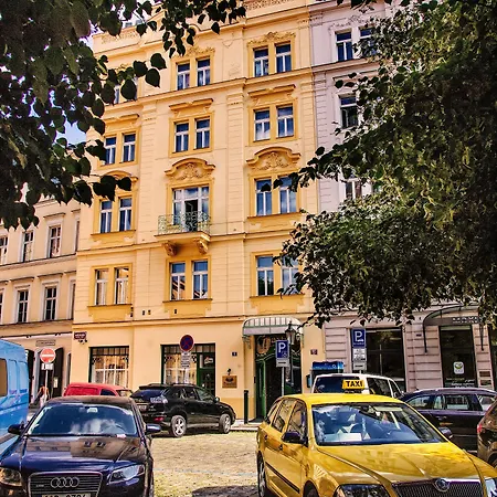 Hastal Old Town Отель 4*